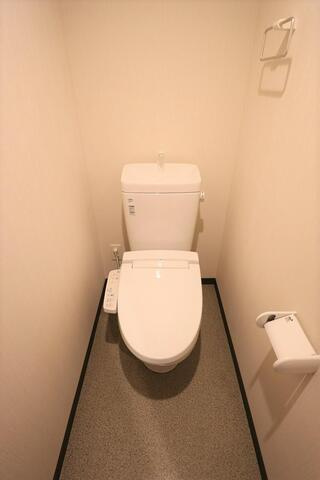 フェアリーコート博労町のトイレ