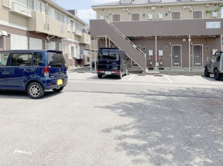 【駐車場】 | ピュアパレス弐番館