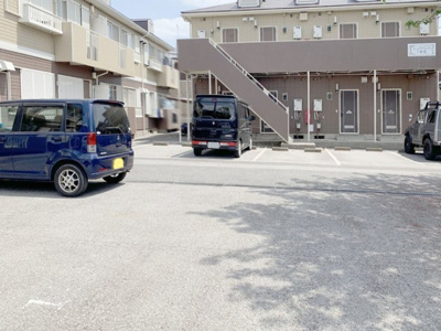 【駐車場】 | ピュアパレス弐番館
