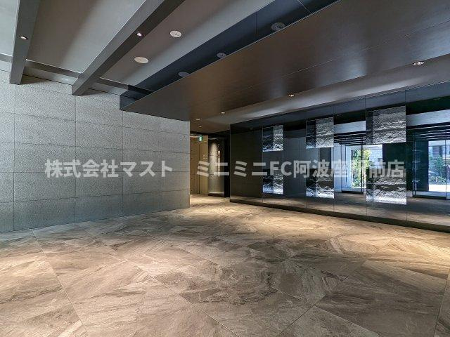 S-RESIDENCE福島Alovitaのロビー
