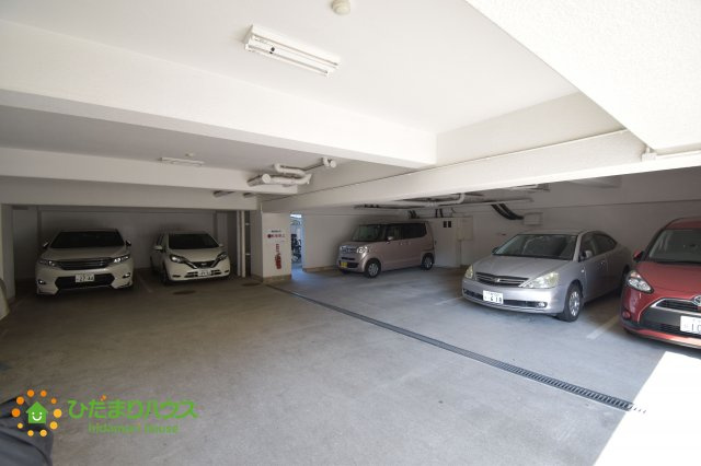 上尾市仲町1丁目　中古マンション　ダイアパレス上尾の駐車場