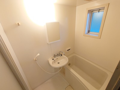 アネックスＵ２の浴室