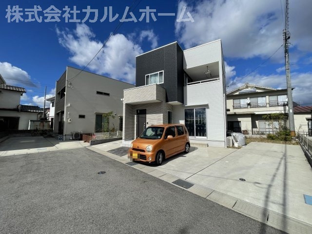 【前面道路含む現地写真】