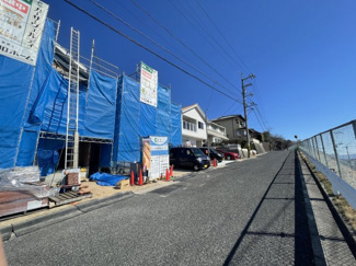 【前面道路含む現地写真】