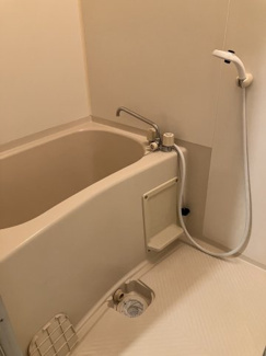 【浴室】 | アールグレイ山本 | 落ち着いた空間のお風呂です