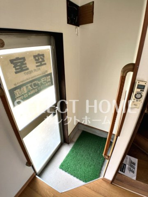 【玄関】 | 元欠町メゾネット | 明るい玄関です