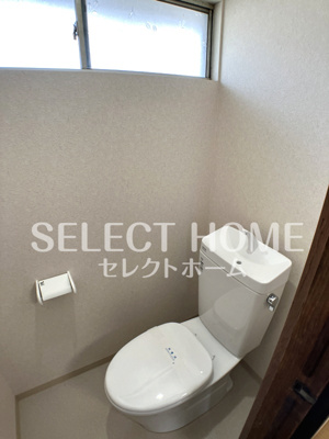 【トイレ】 | 元欠町メゾネット | ゆったりとした空間のトイレです