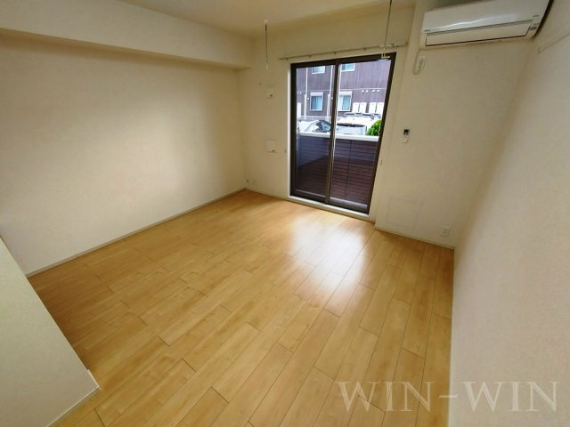 クオリティー ワンの居間・リビング