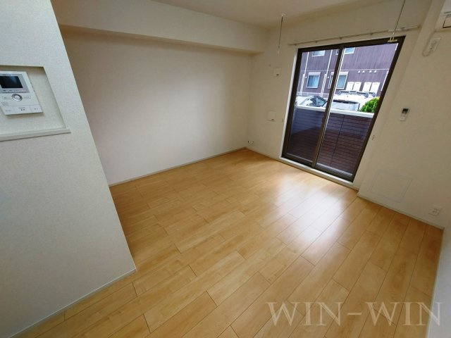 クオリティー ワンの居間・リビング