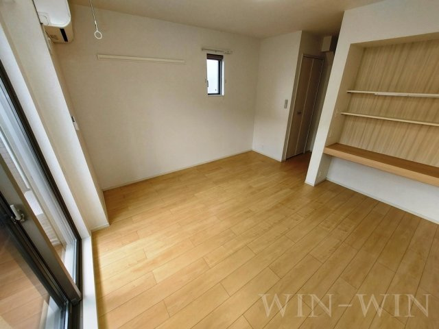 クオリティー ワンの居間・リビング