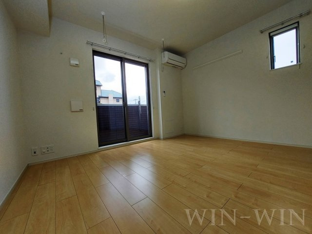 クオリティー ワンの居間・リビング