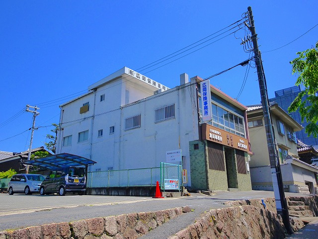 広岡ビル（油阪町）の外観