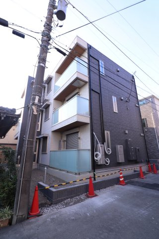 シコーテラス