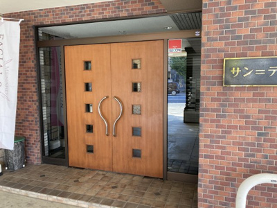 【エントランス】 | サン＝テグジュビル