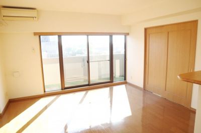 【居間・リビング】 | サン＝テグジュビル