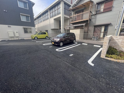 【駐車場】 | ル　リアン明石