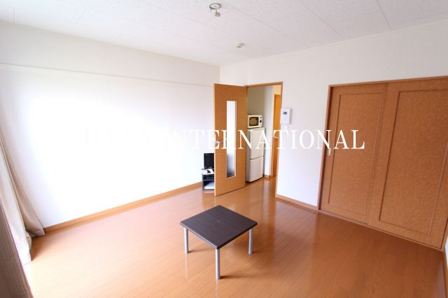 シャトレーの居間・リビング|他部屋参照　家電無し