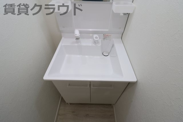 Paseo Grandeの洗面所|脱衣スペースもあります