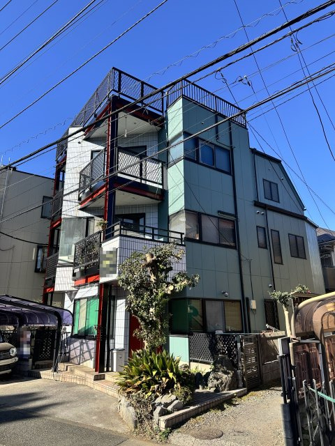 清瀬市野塩４丁目　中古住宅の前面道路含む現地写真