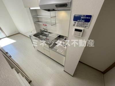 【キッチン】 | PLAISIR | 同タイプのお部屋の写真。現況を優先します。