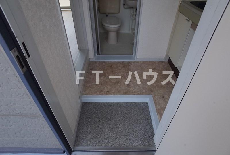 コーポサギヌマの玄関