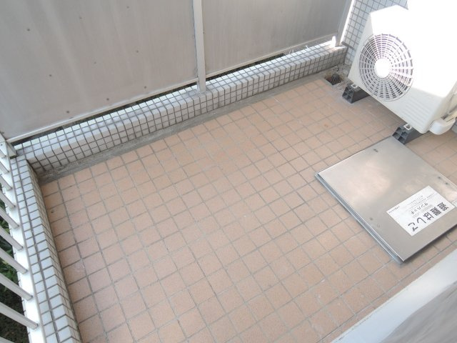 【バルコニー】