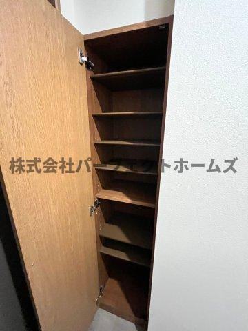 枚方グランドマンションのエントランス