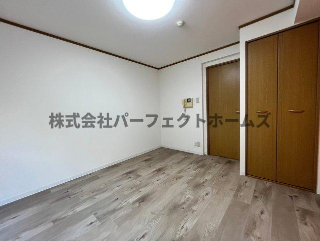 枚方グランドマンションの居間・リビング|リビングです