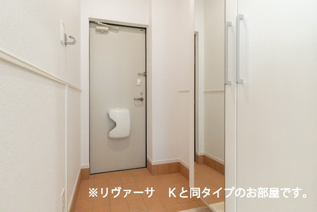 【玄関】 | アルカンシエル生田　Ａ