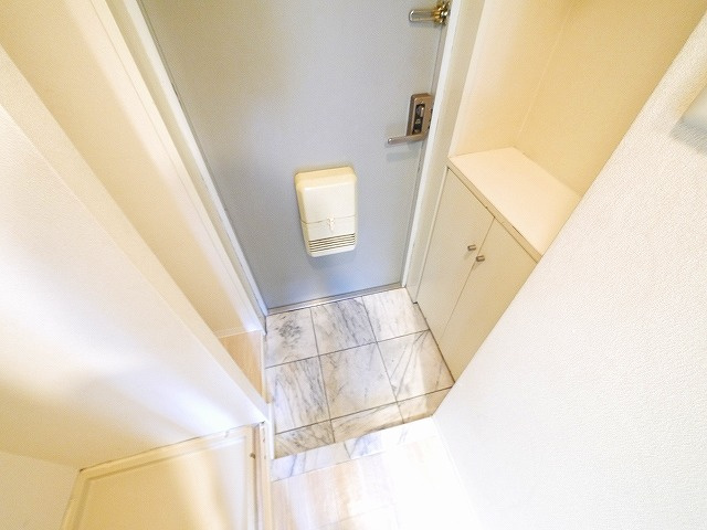 シティパレスＪＲ奈良Ｐ７の玄関|落ち着いた玄関です