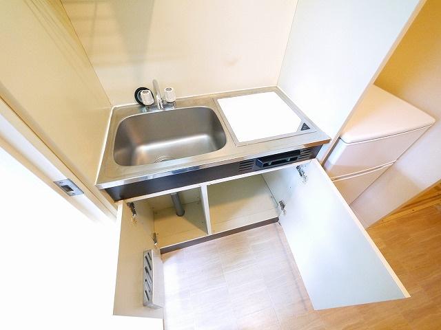 シティパレスＪＲ奈良Ｐ７のキッチン|お料理しやすいキッチンです