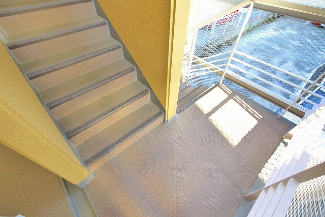 シティパレスＪＲ奈良Ｐ７のその他共用部分|共用階段