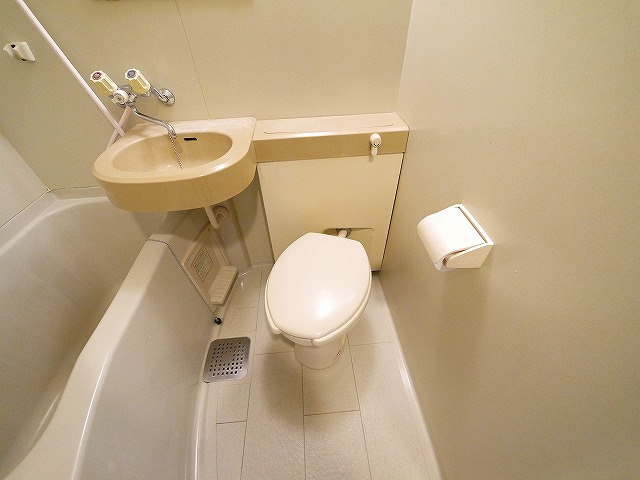 シティパレスＪＲ奈良Ｐ７のトイレ|コンパクトで使いやすいトイレです