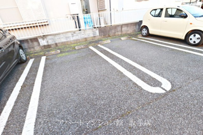 【駐車場】 | スモール・ファウンテン・パーク