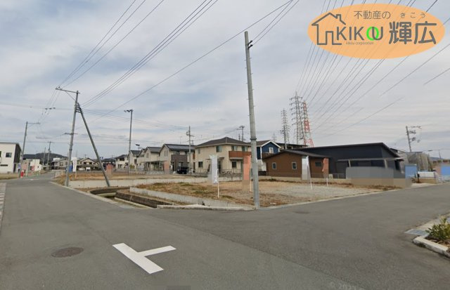 高砂市荒井町小松原4丁目（全8）土地3号地の周辺|近隣の商業施設も充実しています。