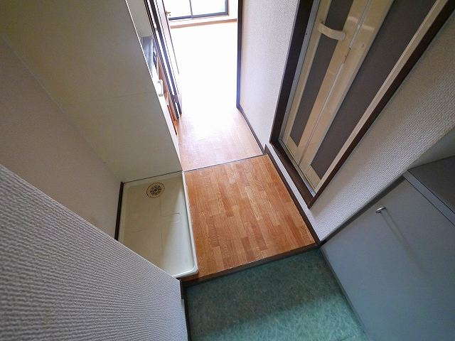 シティパレスやすらぎの道Ｐ５の玄関|収納もある玄関です