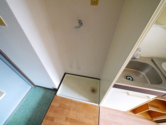 シティパレスやすらぎの道Ｐ５の設備|嬉しい室内洗濯機置き場がございます。