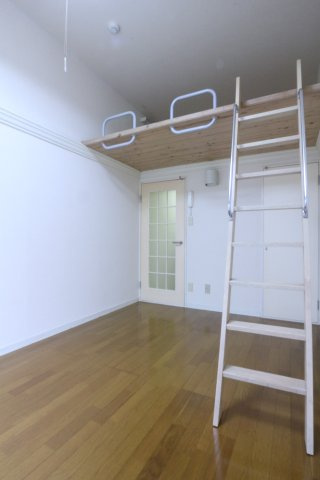 ブランフルールの居間・リビング