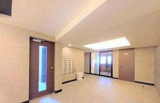 【エントランス】