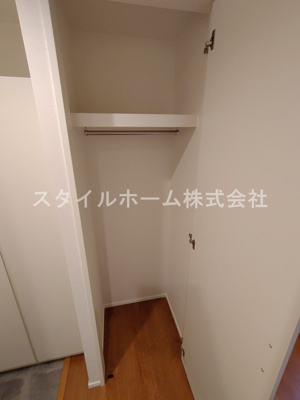 【収納】 | リバーサイド花田 | 別部屋写真です。
