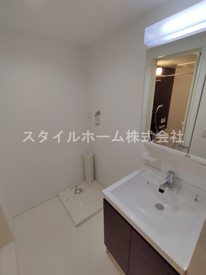 【洗面所】 | リバーサイド花田 | 別部屋写真です。