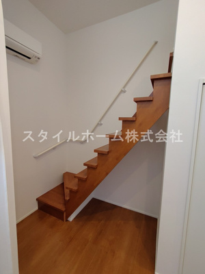 【内装】 | リバーサイド花田 | 別部屋写真です。