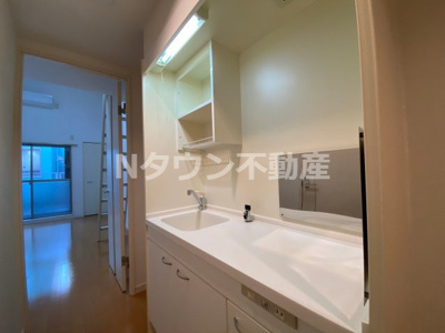 【キッチン】 | シェモア千種公園 | きれいなキッチンです