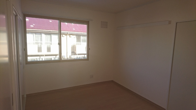 ゼルコバレジデンスA棟の居間・リビング