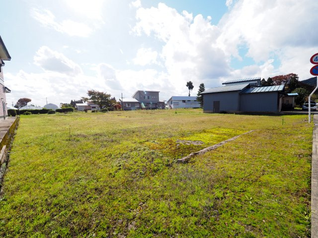  | 【建築条件なし】大仙市大曲西根 761.9坪 県道36号大曲大森羽後線に面した店舗・事務所・工場・アパート・事業用・投資用土地