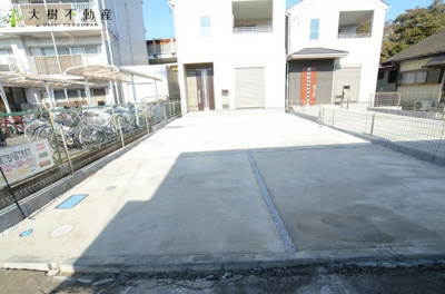 【駐車場】 | 海老名市国分北1丁目　新築戸建て　全２棟　【仲介手数料無料】