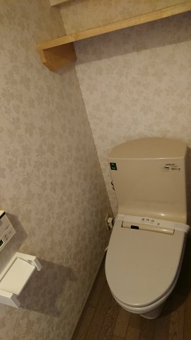 【トイレ】 | 新千葉戸建貸家 | 1階・2階にトイレがあります。