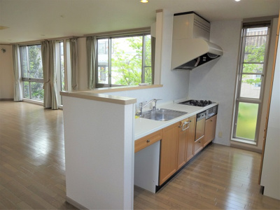 【キッチン】 | 新千葉戸建貸家 | 使い方の良いヤマハのシステムキッチン。