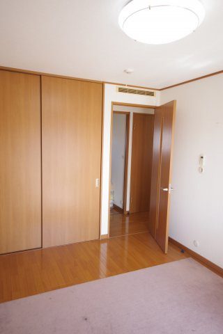 宇都宮市中今泉４丁目　中古戸建の洋室