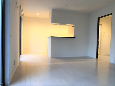 【居間・リビング】 | 蕨市南町４丁目戸建